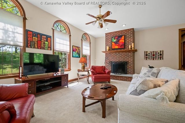 101 Whispering Woods Road, Charleston, WV 25304