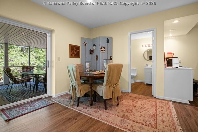 101 Whispering Woods Road, Charleston, WV 25304
