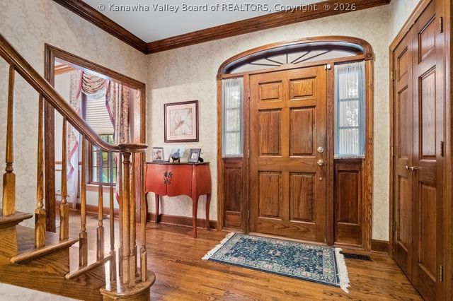 101 Whispering Woods Road, Charleston, WV 25304