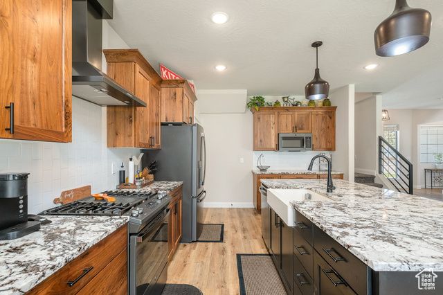 52 S HOUSE ROCK DR, Cedar City, UT 84720