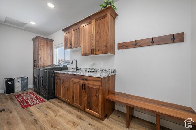 52 S HOUSE ROCK DR, Cedar City, UT 84720