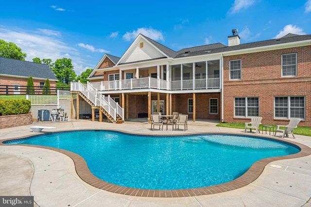 39787 WATERFORDWAY LN, Waterford, VA 20197