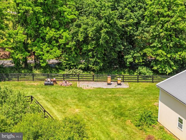 39787 WATERFORDWAY LN, Waterford, VA 20197