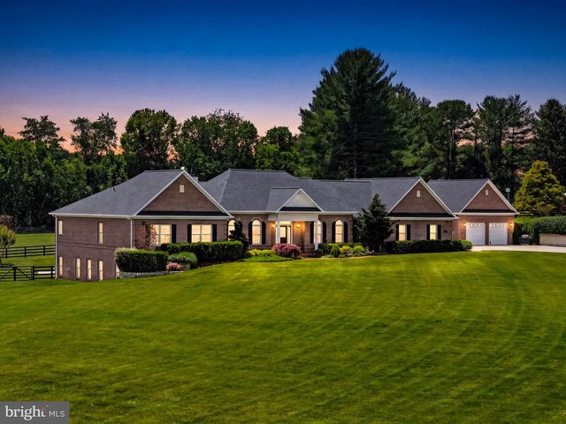 39787 WATERFORDWAY LN, Waterford, VA 20197