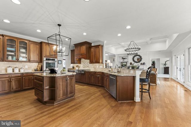 39787 WATERFORDWAY LN, Waterford, VA 20197