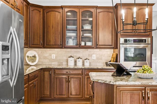 39787 WATERFORDWAY LN, Waterford, VA 20197