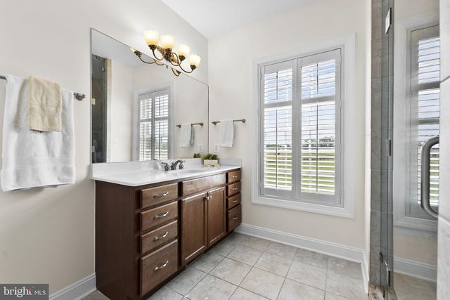 39787 WATERFORDWAY LN, Waterford, VA 20197
