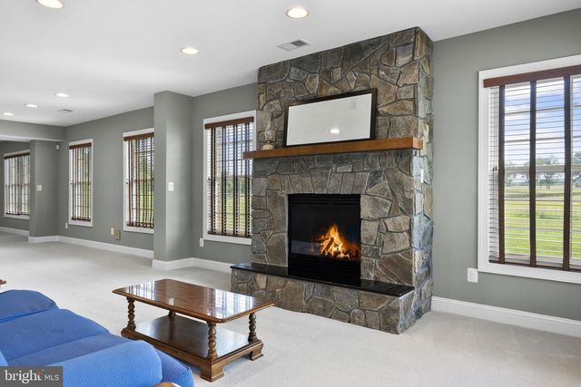 39787 WATERFORDWAY LN, Waterford, VA 20197