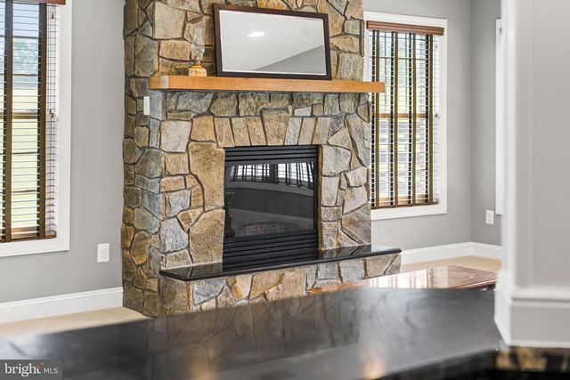 39787 WATERFORDWAY LN, Waterford, VA 20197
