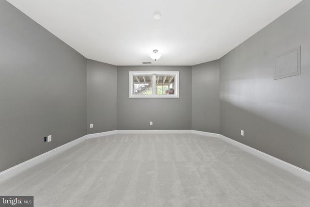 39787 WATERFORDWAY LN, Waterford, VA 20197