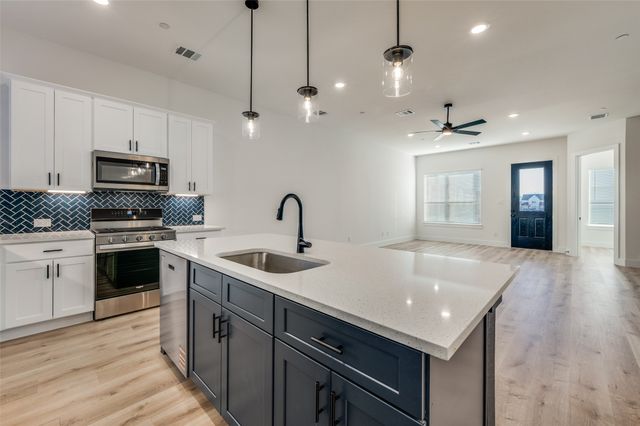 4409 Cave Springs Street, Celina, TX 75078