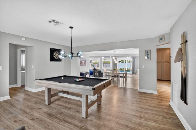 118 SE 29th Avenue, Boynton Beach, FL 33435