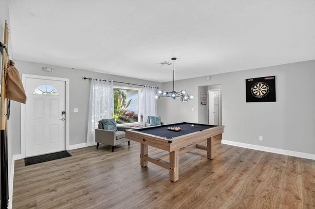 118 SE 29th Avenue, Boynton Beach, FL 33435