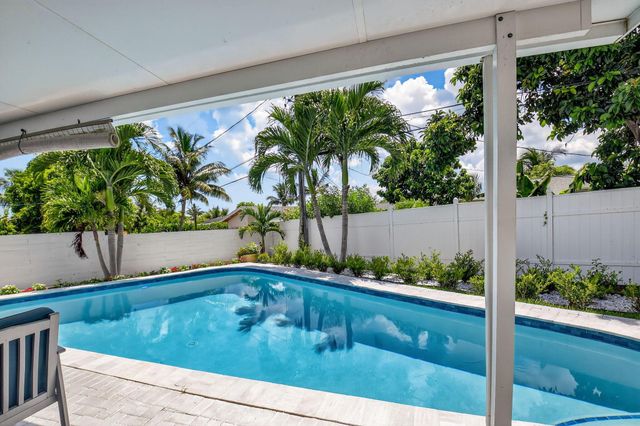 118 SE 29th Avenue, Boynton Beach, FL 33435