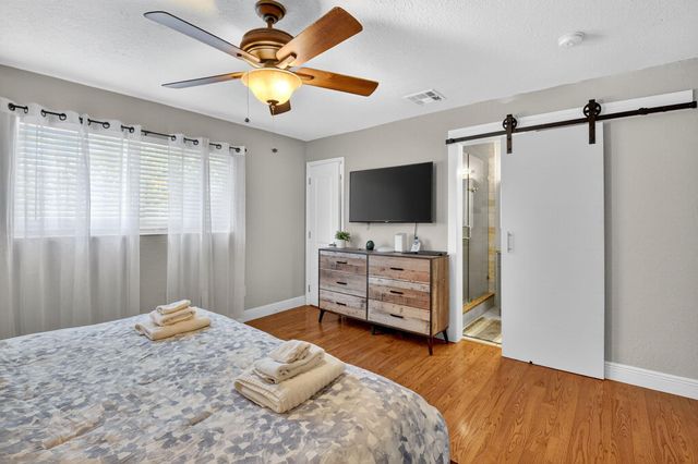 118 SE 29th Avenue, Boynton Beach, FL 33435