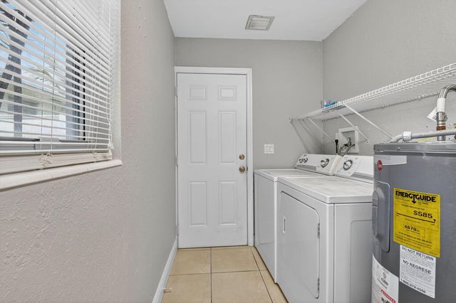 118 SE 29th Avenue, Boynton Beach, FL 33435