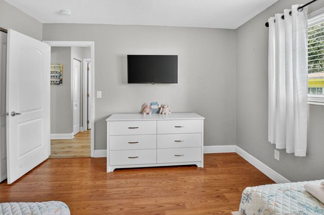 118 SE 29th Avenue, Boynton Beach, FL 33435