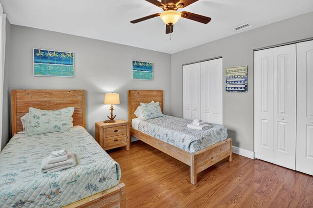 118 SE 29th Avenue, Boynton Beach, FL 33435