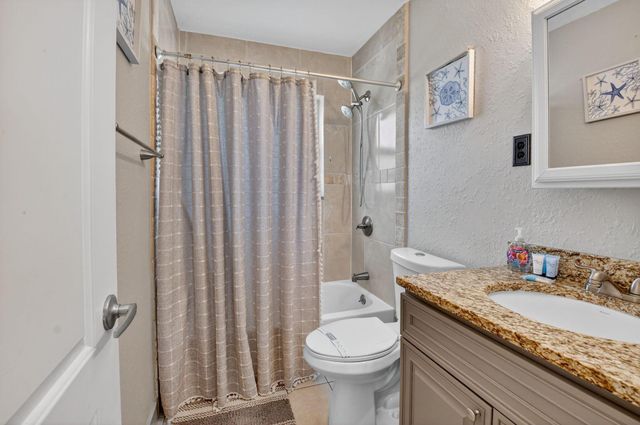 118 SE 29th Avenue, Boynton Beach, FL 33435