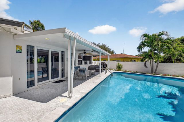 118 SE 29th Avenue, Boynton Beach, FL 33435