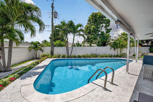 118 SE 29th Avenue, Boynton Beach, FL 33435