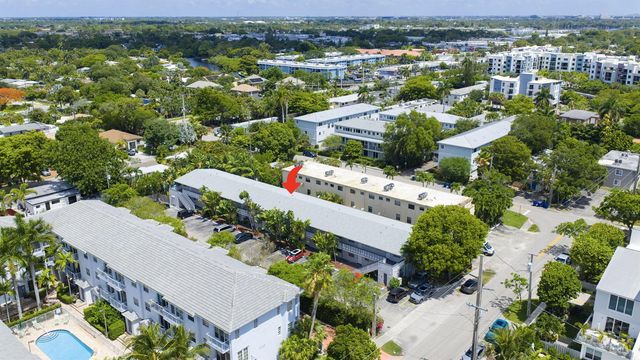 2741 NE 8th Avenue 15, Wilton Manors, FL 33334