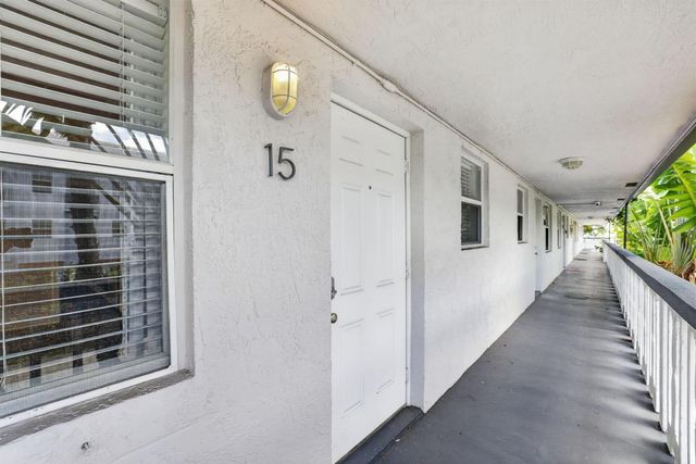 2741 NE 8th Avenue 15, Wilton Manors, FL 33334