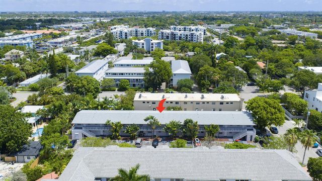 2741 NE 8th Avenue 15, Wilton Manors, FL 33334