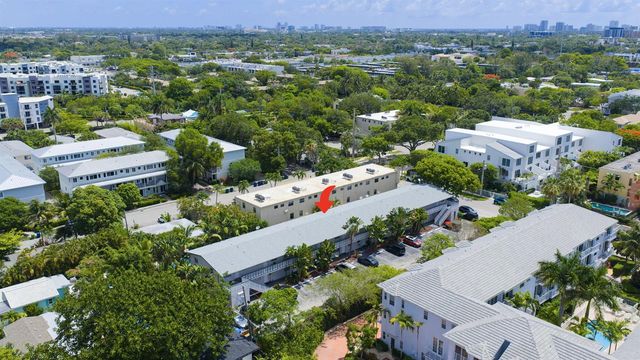 2741 NE 8th Avenue 15, Wilton Manors, FL 33334