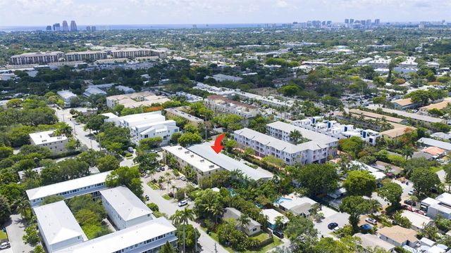 2741 NE 8th Avenue 15, Wilton Manors, FL 33334