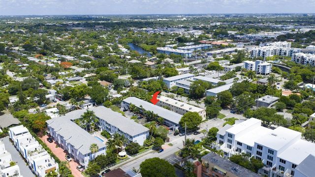 2741 NE 8th Avenue 15, Wilton Manors, FL 33334