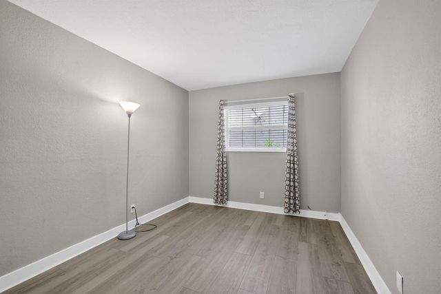 2741 NE 8th Avenue 15, Wilton Manors, FL 33334