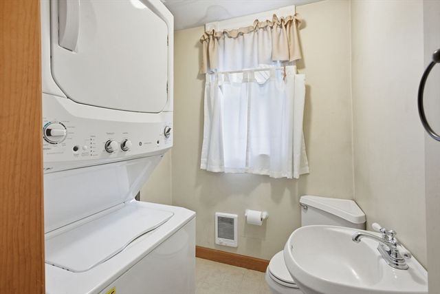 50 Bardwell, South Hadley, MA 01075