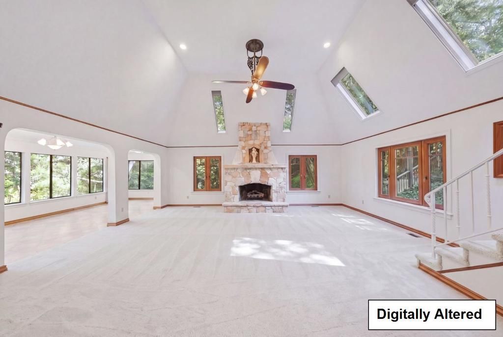 Image 13 of property listing at Address unavailable.