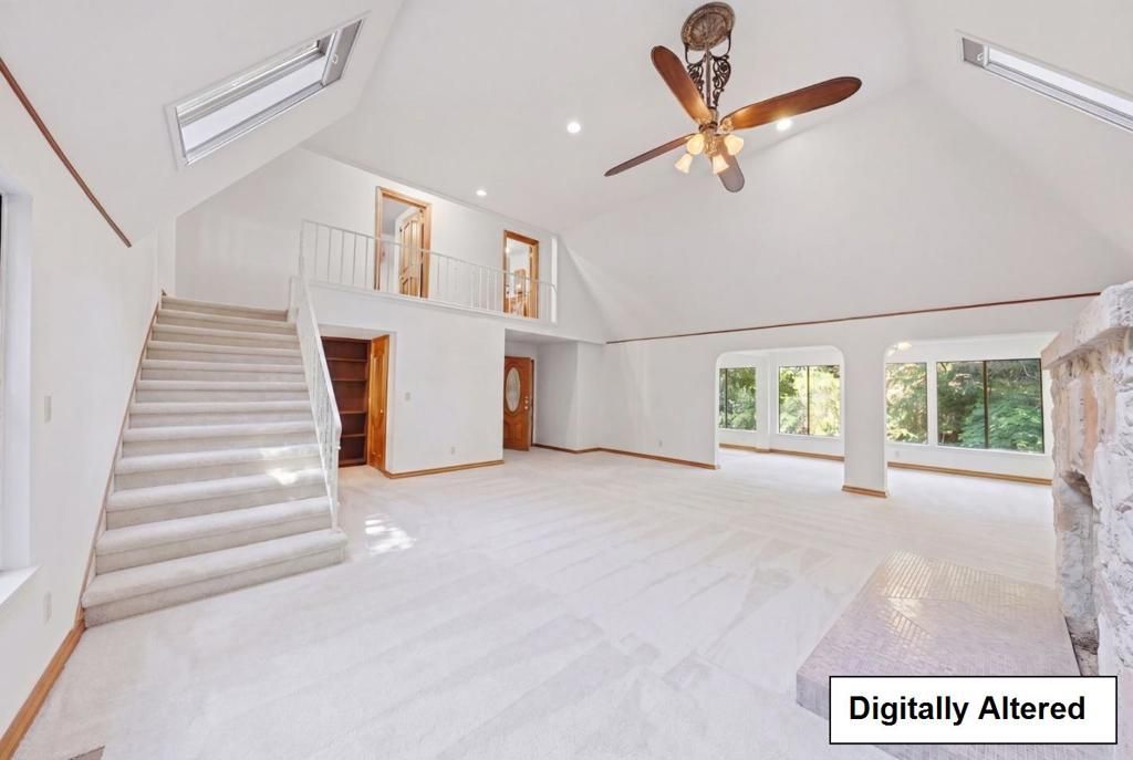 Image 15 of property listing at Address unavailable.