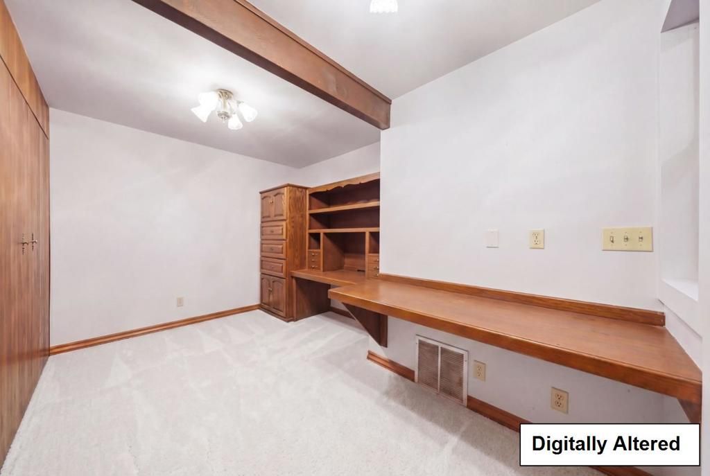 Image 37 of property listing at Address unavailable.