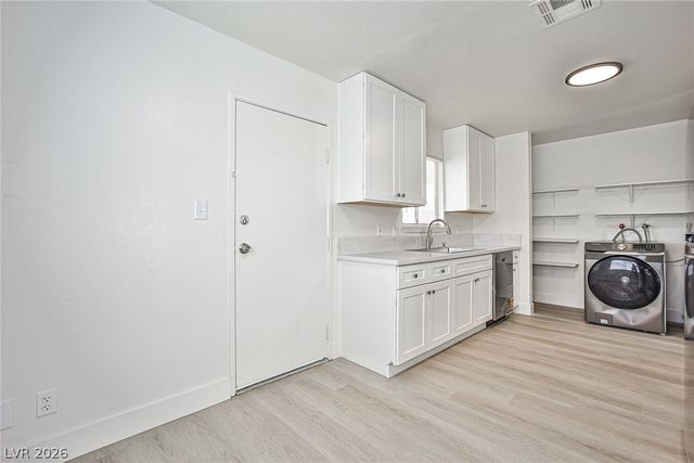 3481 Myrtle Avenue, Las Vegas, NV 89102