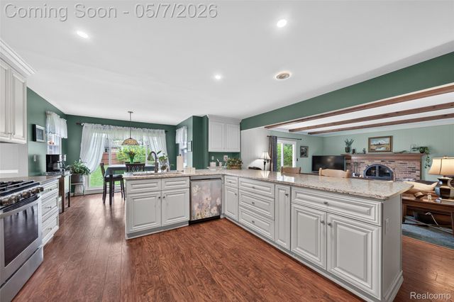 2578 Powderhorn Ridge Road, Rochester Hills, MI 48309