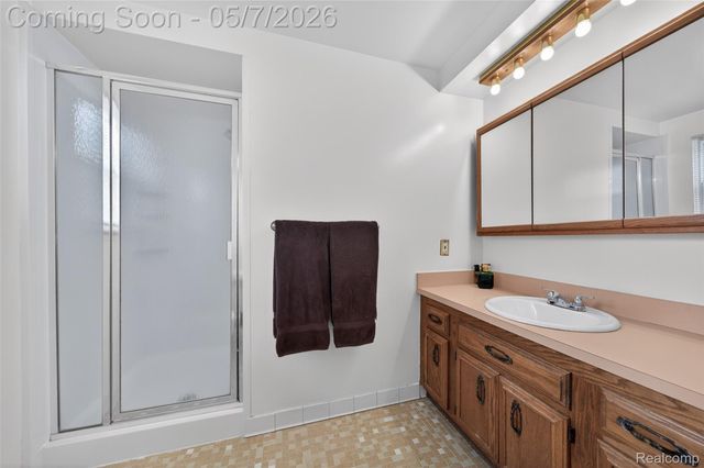 2578 Powderhorn Ridge Road, Rochester Hills, MI 48309