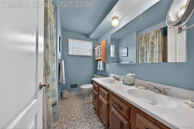 2578 Powderhorn Ridge Road, Rochester Hills, MI 48309
