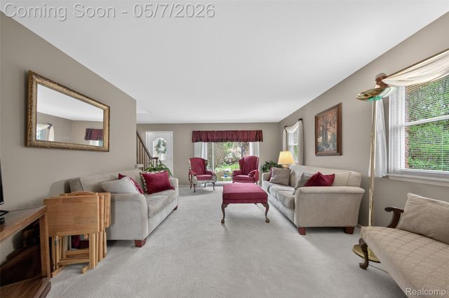 2578 Powderhorn Ridge Road, Rochester Hills, MI 48309