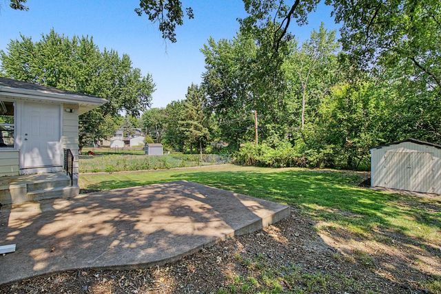 6230 Cahill Avenue, Inver Grove Heights, MN 55076
