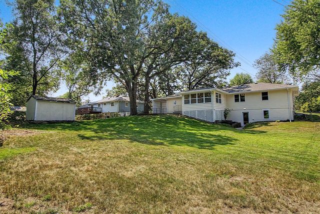 6230 Cahill Avenue, Inver Grove Heights, MN 55076
