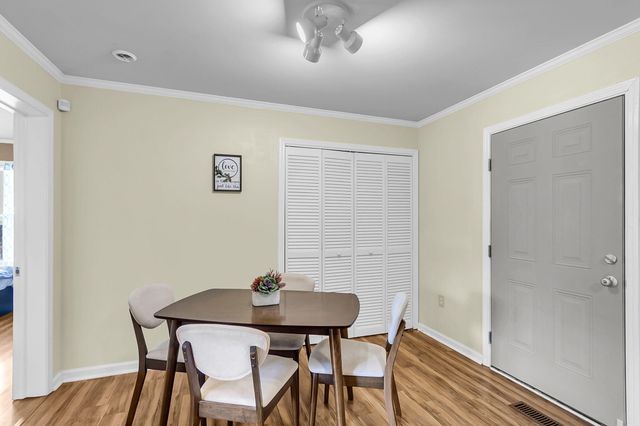 916 Hillsboro Drive, Charleston, SC 29407