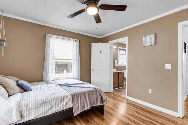 916 Hillsboro Drive, Charleston, SC 29407