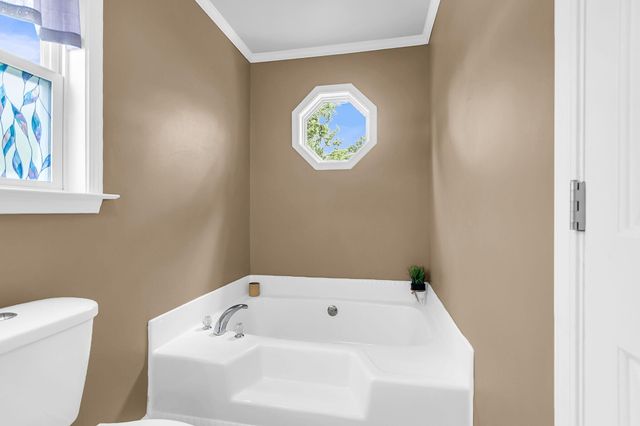 916 Hillsboro Drive, Charleston, SC 29407