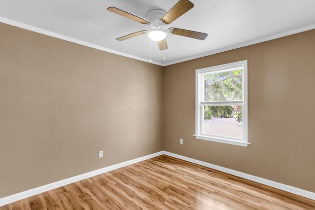 916 Hillsboro Drive, Charleston, SC 29407