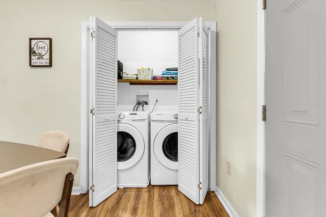 916 Hillsboro Drive, Charleston, SC 29407