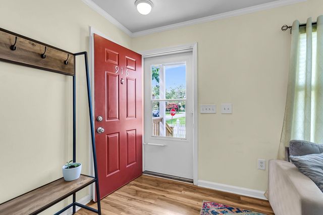 916 Hillsboro Drive, Charleston, SC 29407