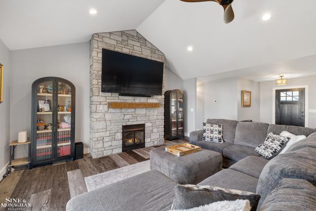 1810 Riley Road, St Clair, MI 48079